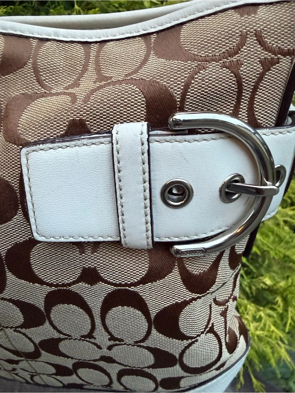 Coach Signature Buckle Shoulder Bag White Leather Trim & Canvas Hobo Y2K